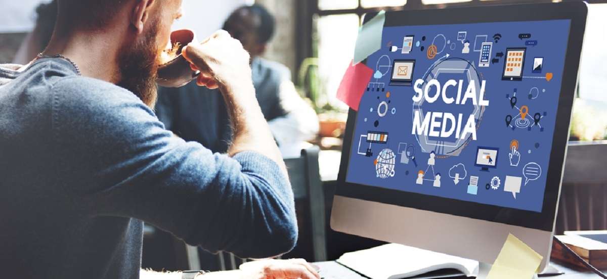 Social Media Social Networking Technology Innovation Concept 2